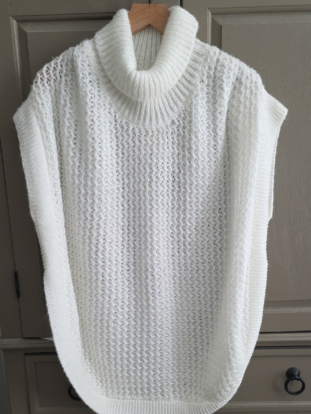 NWT Lauren Conrad Slouchy Turtleneck Sweater Poncho One Size